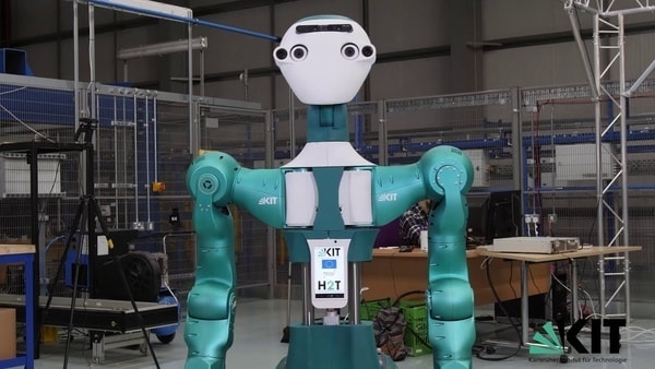 AI Robot Helps Workers